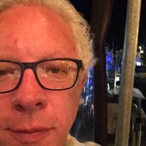 Meet your Posher, Christopher